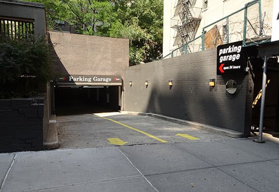 Parking garage at 50 East 89th Street